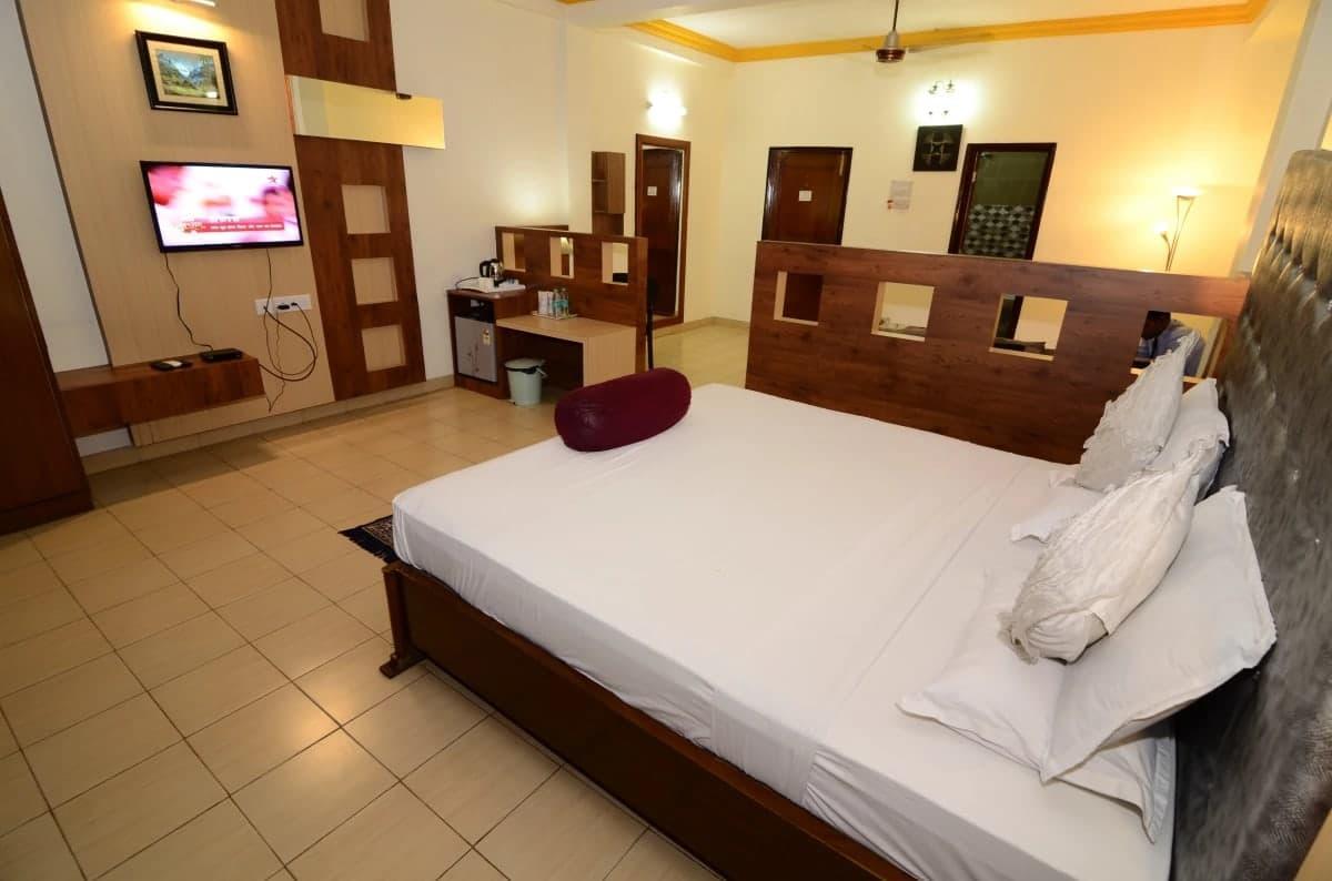 Hotel Little Palace Dibrugarh Kültér fotó