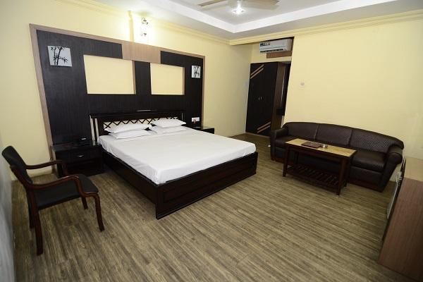 Hotel Little Palace Dibrugarh Kültér fotó