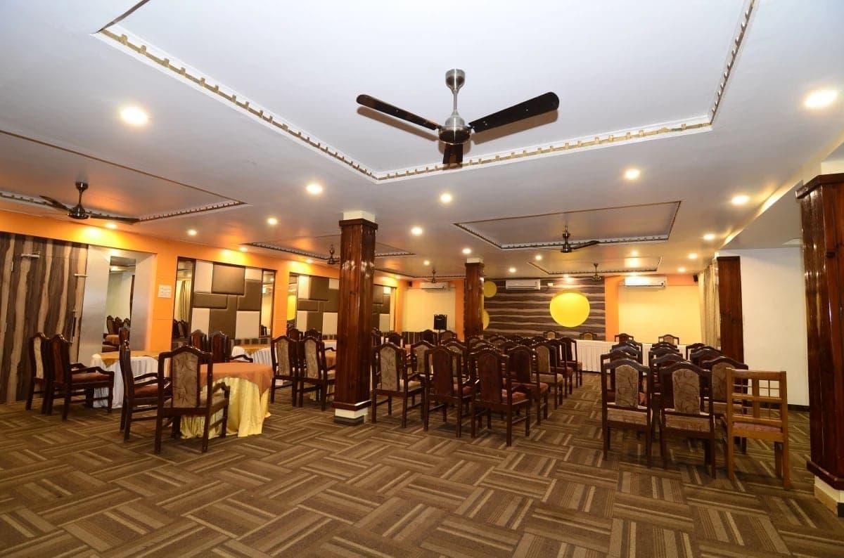 Hotel Little Palace Dibrugarh Kültér fotó