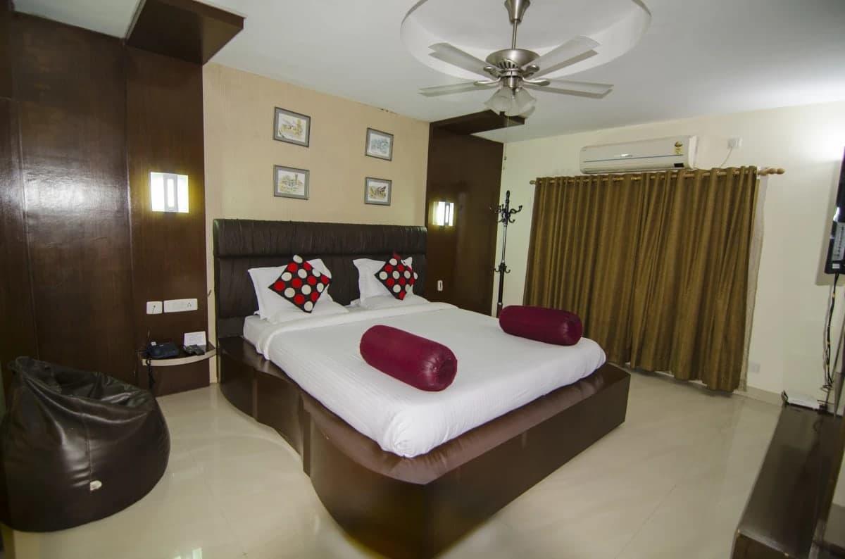 Hotel Little Palace Dibrugarh Kültér fotó