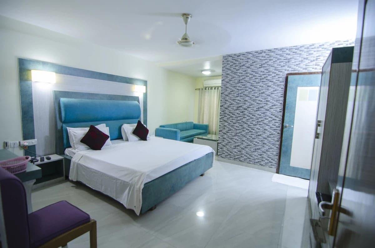 Hotel Little Palace Dibrugarh Kültér fotó